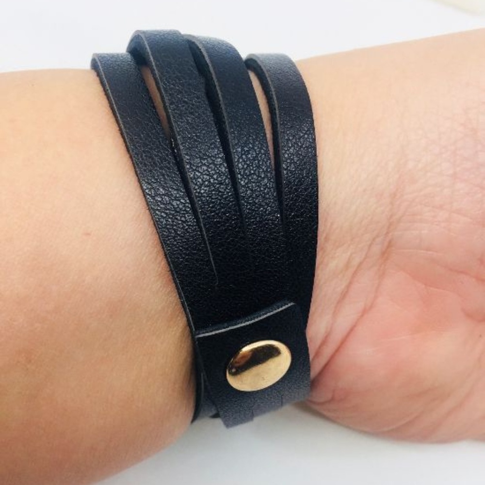 Black Fresh Water Pearl Bracelet - Picture 3 of 6